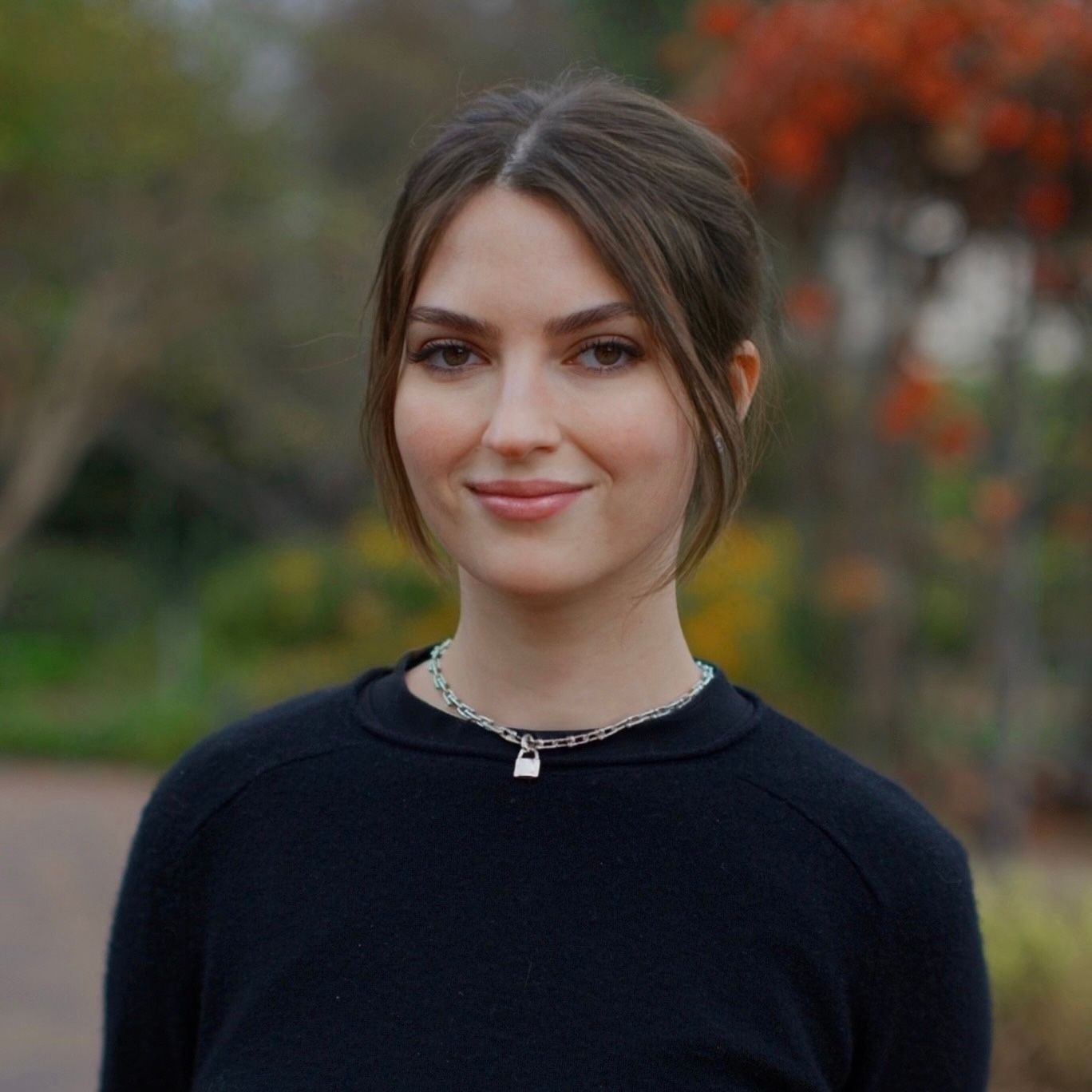 Primary photo of Isy Lauf